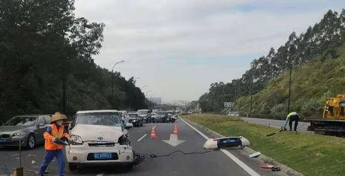 吃瓜路人翻车,揭秘网络舆论背后的真相