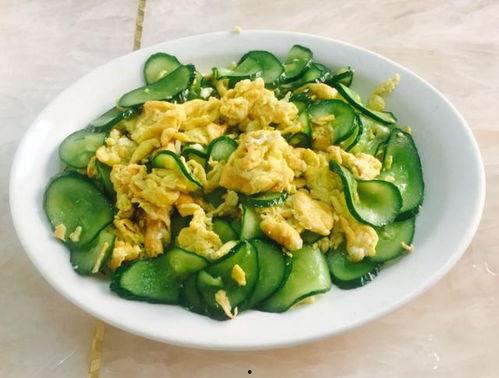 吃鸡瓜的寓意,寓意吉祥，共享丰收喜悦