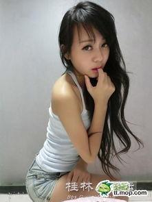 吃瓜的小学妹,吃瓜小妹的校园趣事