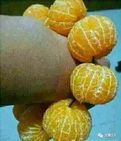 文玩扇子吃瓜,一扇一世界