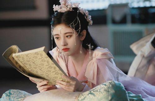 嘉敏郡主吃瓜,宫廷秘闻背后的娱乐盛宴