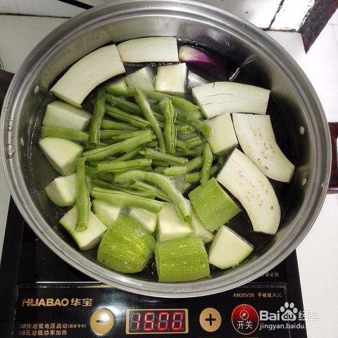 吃煮小瓜的好处,养生美食，健康生活新选择