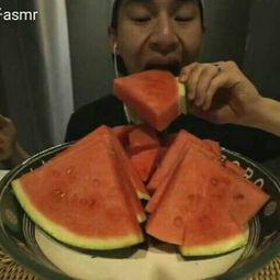 吃瓜小哥视频,吃瓜小哥带你揭秘热门视频背后的故事