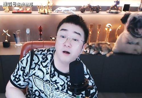 毕加索吃瓜,艺术大师的趣味瞬间