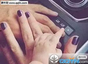 吃瓜网名搞笑情侣,吃瓜网名搞笑情侣的甜蜜日常